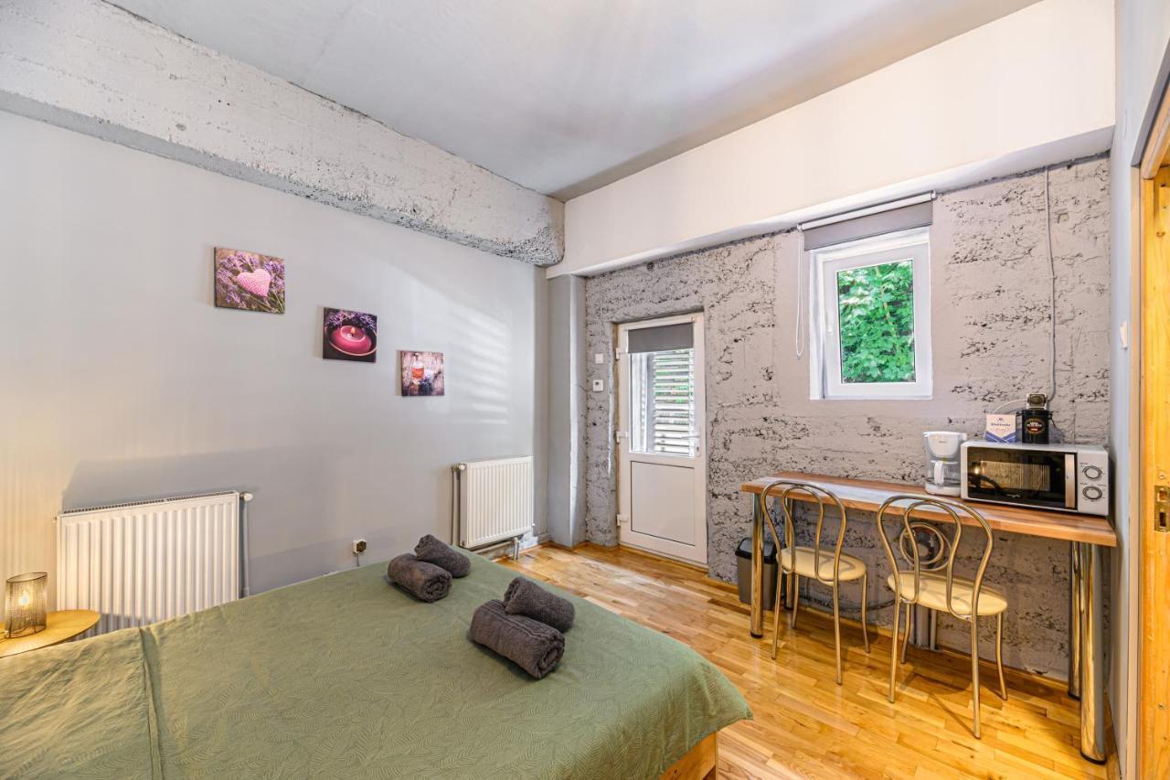 Mary'S House Apartment Брашов Екстериор снимка